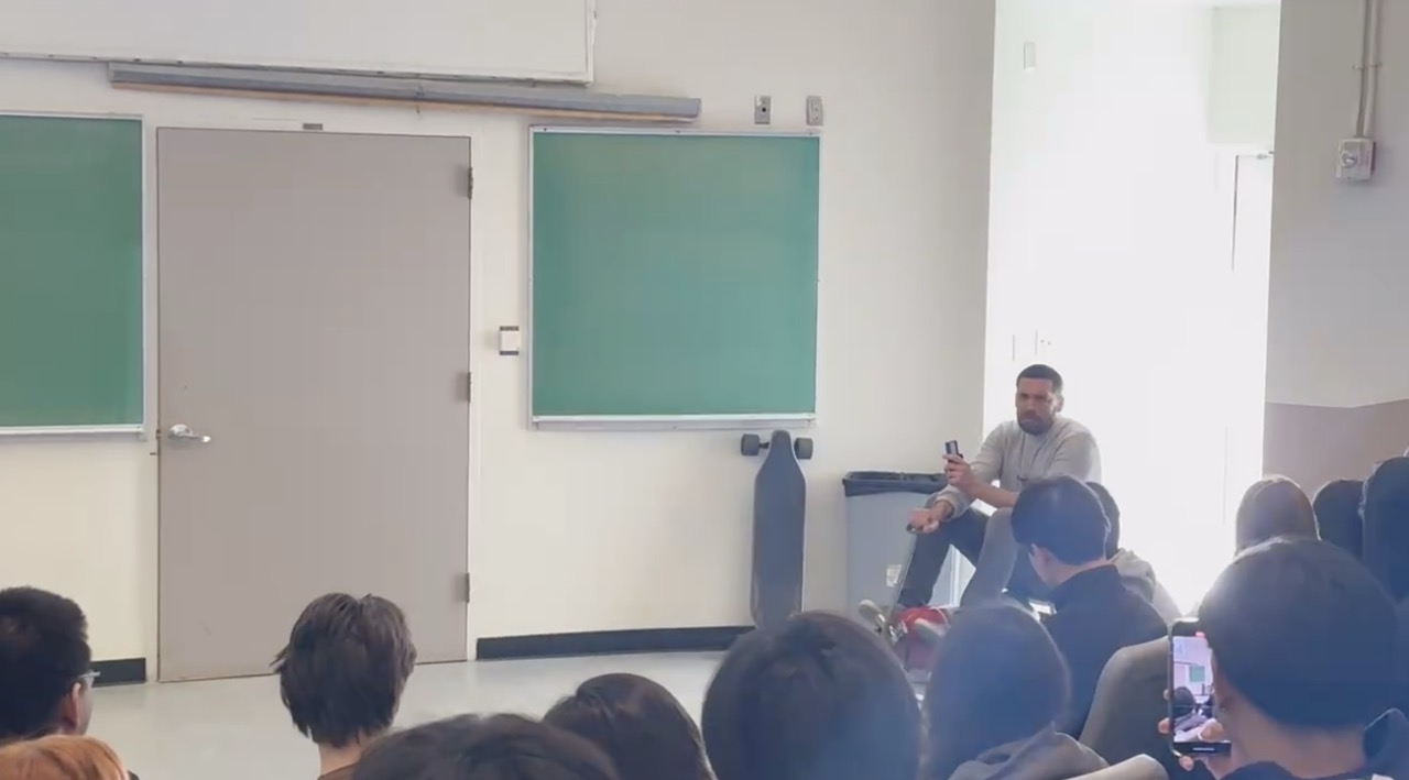 High-pressure gas jet sound