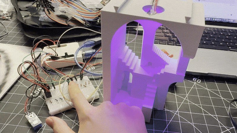 Interior glowing with external circuit